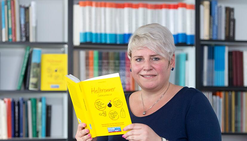 Die langjährige Stimme-Mitarbeiterin Stefanie Pfäffle hat ein ungewöhnliches Buch geschrieben. Die langjährige Stimme-Mitarbeiterin Stefanie Pfäffle hat ein ungewöhnliches Buch geschrieben.