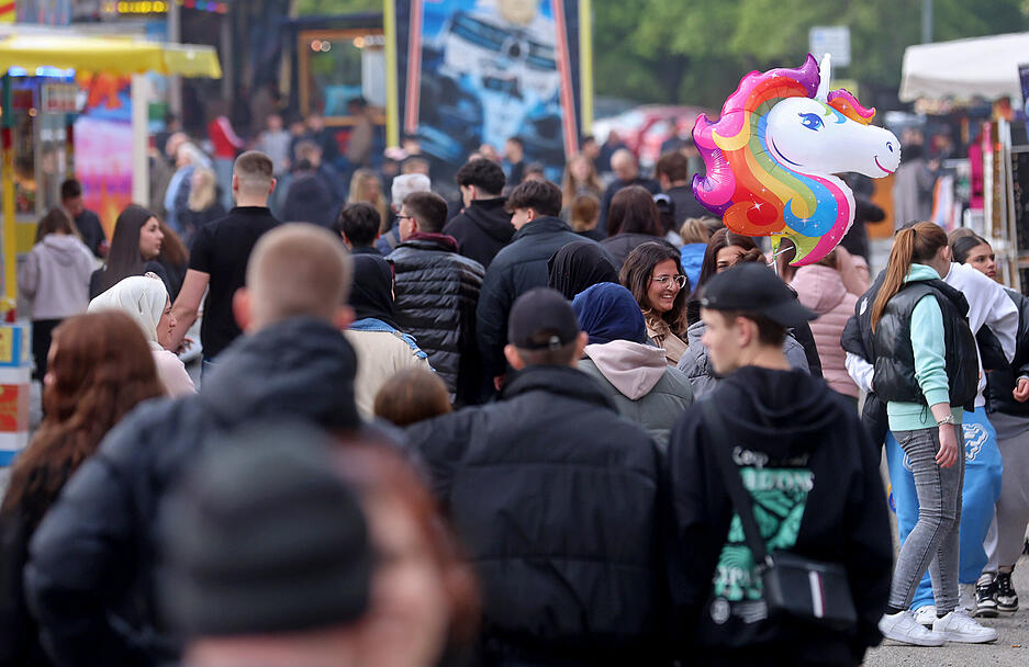 Heilbronner kommen zur Maifest-Eröffnung auf die Theresienwiese