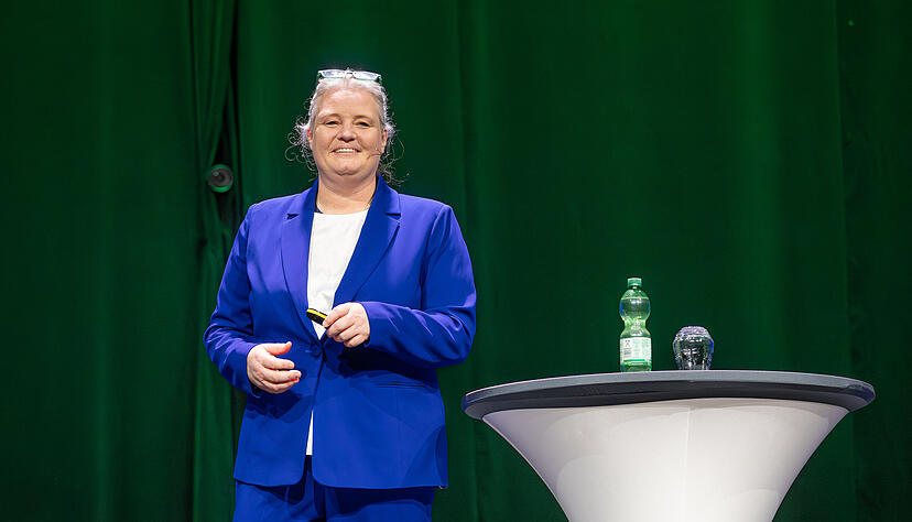 Professorin Katharina Zweig erkl&auml;rt, wie Maschinen Entscheidungen treffen.