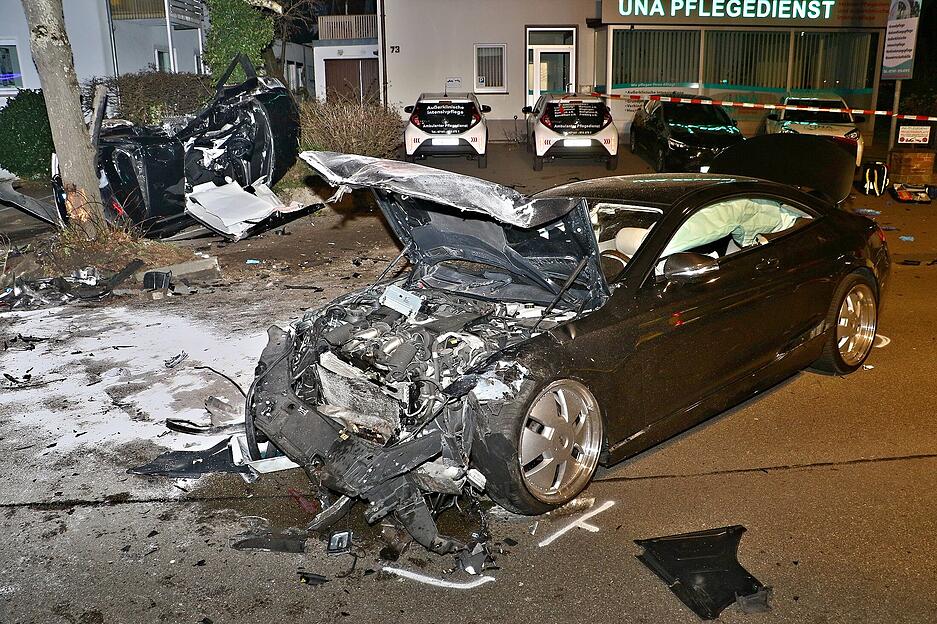 Am Donnerstagabend, 20. März, ereignete sich gegen 20 Uhr auf der Schwieberdinger Straße in Ludwigsburg ein schwerer Verkehrsunfall.