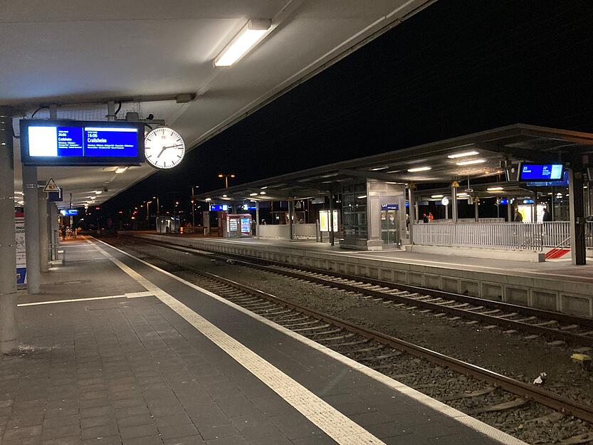 Der erneute Streik der Gewerkschaft Deutscher Lokomotivführer (GDL) im Personenverkehr hat am Mittwochmorgen begonnen.