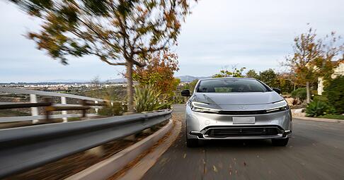Schöner und sportlicher: Mit der fünften Generation bekommt der Toyota Prius nicht nur ein neues Design, sondern auch neue Motoren.