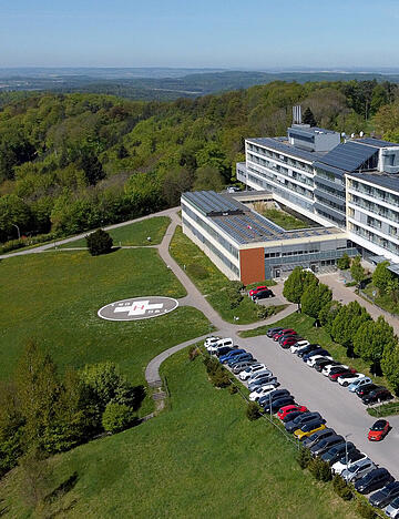 Rund 500 Mitarbeiterinnen und Mitarbeiter arbeiten an der SLK-Klinik in L&ouml;wenstein &ndash; nach der Schlie&szlig;ung sollen sie an den Standorten in Heilbronn und Bad Friedrichshall unterkommen.
