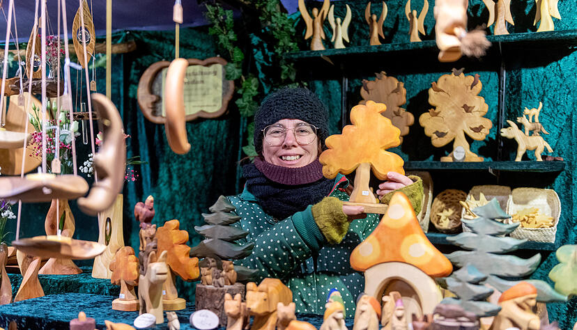 Mehr als 120 Stände gibt es auf dem Markt in Bad Wimpfen. Kunsthandwerk steht im Fokus. Mehr als 120 Stände gibt es auf dem Markt in Bad Wimpfen. Kunsthandwerk steht im Fokus.