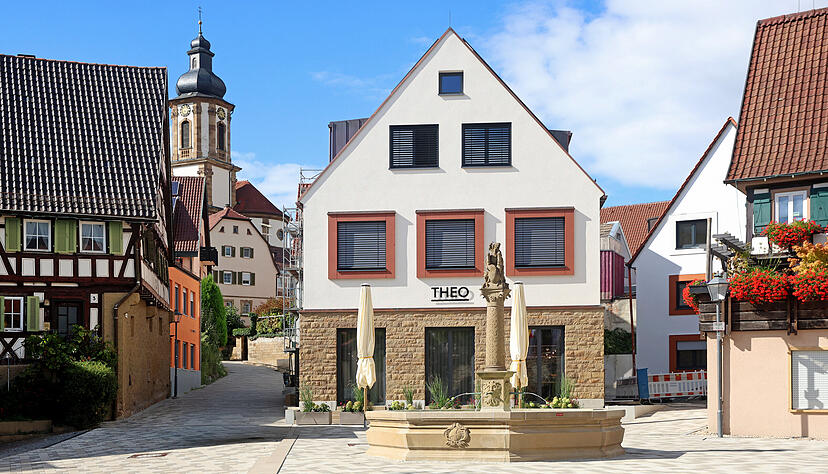 Das neue Lokal Theo ist in einem Neubau der Gemeinde  Erlenbach am Marktplatz angesiedelt.