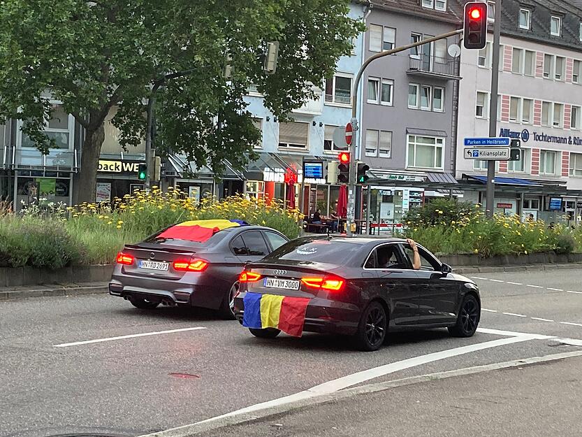Gegen wen Rumänien am Dienstag dann antreten wird, ist noch unklar.