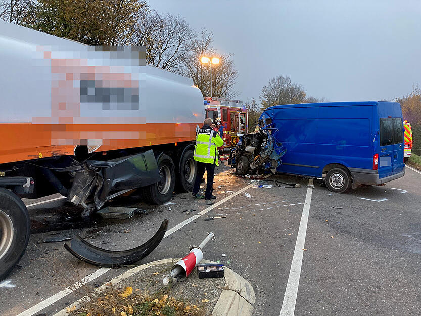 Schwerer Unfall auf der B39a Schwerer Unfall auf der B39a