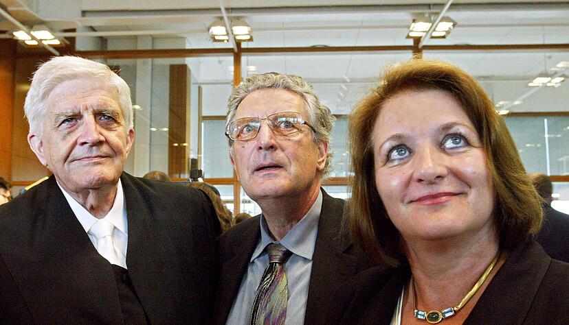 Gerhart Baum (Mitte) mit seinen Weggef&auml;hrten Burkhard Hirsch und Sabine Leutheusser-Schnarrenberger. (Archivbild)
