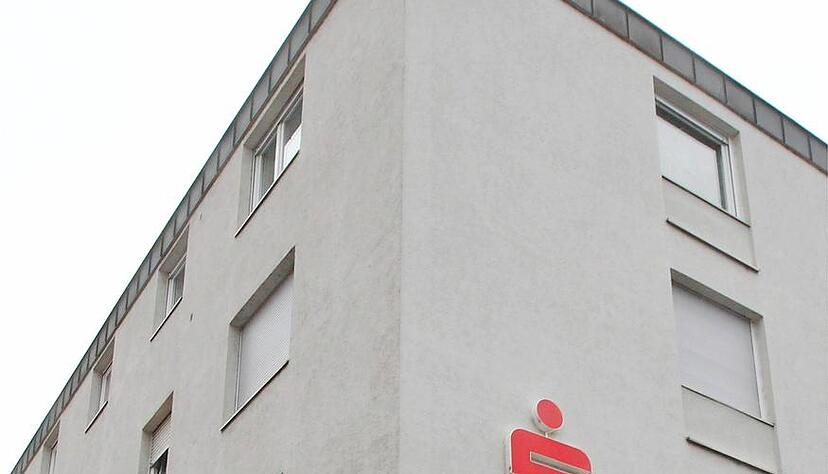 In die Ludwigsburger Stra&szlig;e 14 wird im Fr&uuml;hjahr die AOK einziehen.Foto: Sawatzki