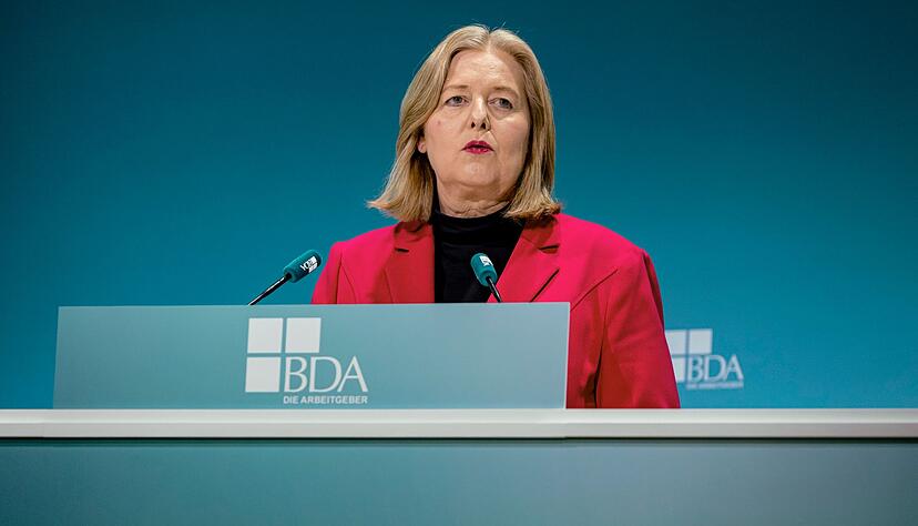 Arbeitsministerin Bas hat einen schweren Stand auf dem Arbeitgebertag.