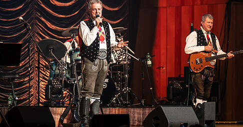 &bdquo;Ich bin froh, dass es heute gut geklappt hat&ldquo;: Norbert Rier spielte mit den Kastelruther Spatzen neue Songs und alte Hits in der Harmonie.