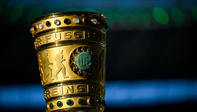 Die Aufstellung des VfB Stuttgart für das Achtelfinale im DFB-Pokal bei Jahn Regensburg ist da. Die Aufstellung des VfB Stuttgart für das Achtelfinale im DFB-Pokal bei Jahn Regensburg ist da.