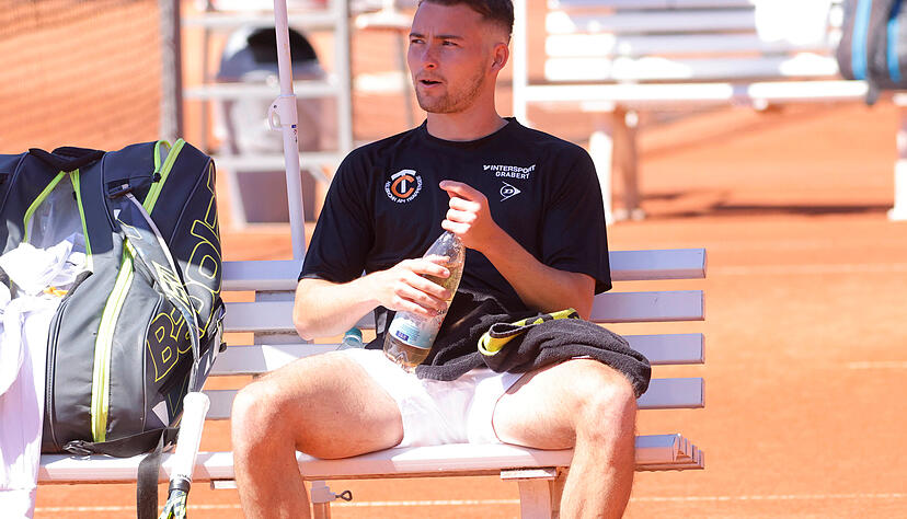Startklar für die zweite Hälfte der Saison: Der TC Heilbronn am Trappensee um Spitzenspieler Rudi Christiansen führt die Verbandsliga-Tabelle an. Startklar für die zweite Hälfte der Saison: Der TC Heilbronn am Trappensee um Spitzenspieler Rudi Christiansen führt die Verbandsliga-Tabelle an.