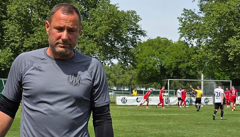 Trainer Markus Lang ist nach den zwei gelb-roten Karten für den VfR Heilbronn bedient. Vor allem einer der Platzverweise ärgert ihn mächtig. Trainer Markus Lang ist nach den zwei gelb-roten Karten für den VfR Heilbronn bedient. Vor allem einer der Platzverweise ärgert ihn mächtig.