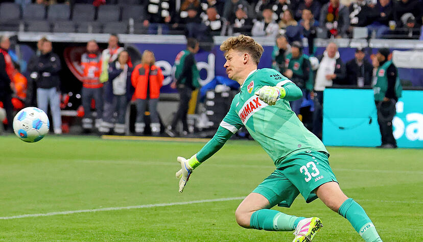 Alexander Nübel: In der 20. Minute mit guter Reaktion und lenkt den Ball noch vor der Linie ab. Gefährlicher Ausflug in der 50. Minute, bei dem er den Ball nicht klärt. Scheint sich beim 0:1 zu verschätzen. Wackelte auch in der Schlussminute nochmal. Note: 4,5 Alexander Nübel: In der 20. Minute mit guter Reaktion und lenkt den Ball noch vor der Linie ab. Gefährlicher Ausflug in der 50. Minute, bei dem er den Ball nicht klärt. Scheint sich beim 0:1 zu verschätzen. Wackelte auch in der Schlussminute nochmal. Note: 4,5