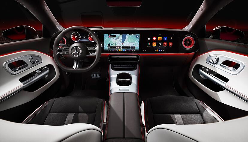 Moderne Zeiten: Riesige Bildschirmlandschaften und luxuri&ouml;se Materialien zieren je nach Ausstattung das Interieur.