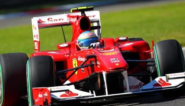 Ferrari-Pilot Fernando Alonso startet bei Gro&szlig;en Preis von Italien von der Pole Position.