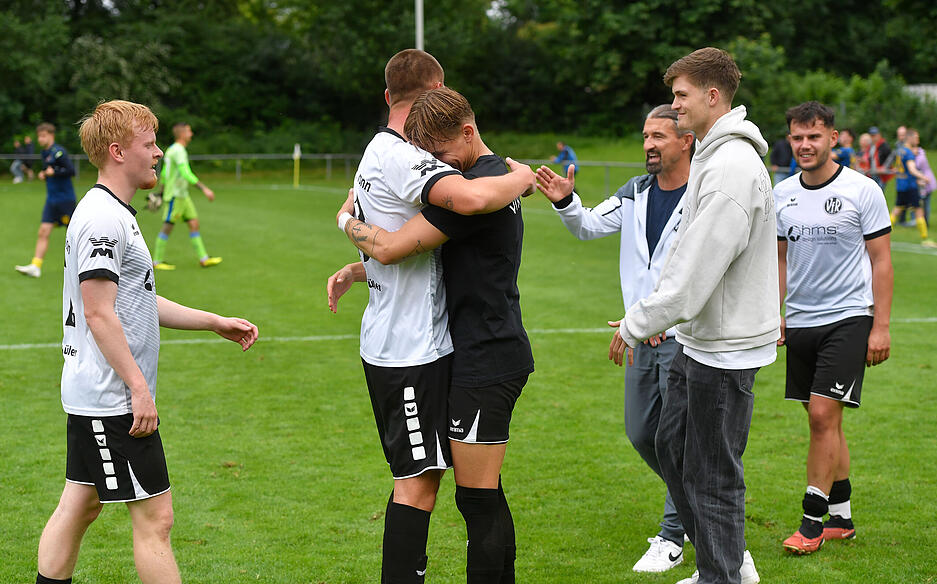 Sebastian Lutz machte ind er 75. Minute alles klar. Sebastian Lutz machte ind er 75. Minute alles klar.