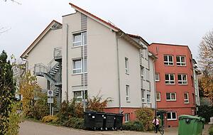 49 Fl&uuml;chtlinge wohnen aktuell in dem umgebauten Seniorenheim im Pfedelbacher L&ouml;wengarten. Wie versprochen, sind darunter keine alleinreisenden M&auml;nner.