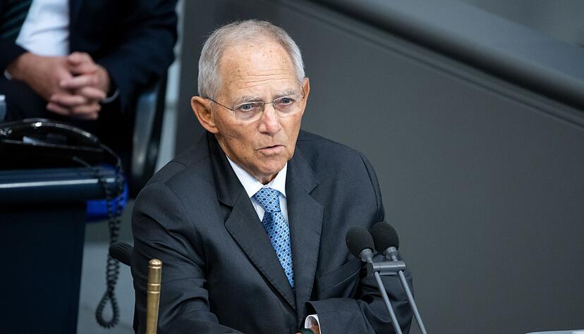 Der damalige Bundestagspräsident Wolfgang Schäuble (CDU) wurde zuletzt in den Heilbronner SLK-Kliniken behandelt. Er starb im Kreis seiner Familie.