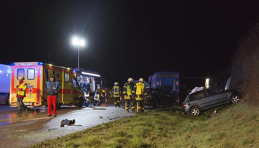 A81-Unfall bei Mundelsheim