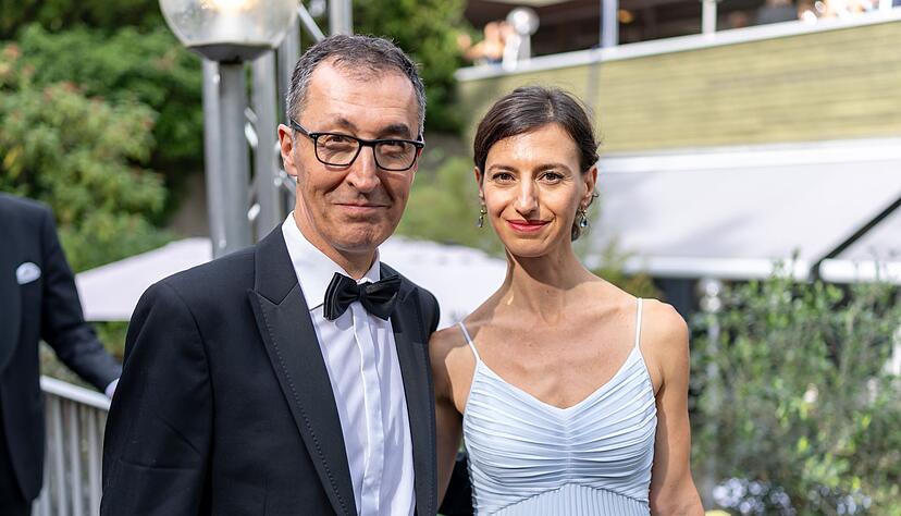 Wollen sich in T&uuml;bingen vor Oberb&uuml;rgermeister Boris Palmer das Ja-Wort geben: Gr&uuml;nen-Politiker Cem &Ouml;zdemir und seine Partnerin Flavia Zaka. (Archivbild)