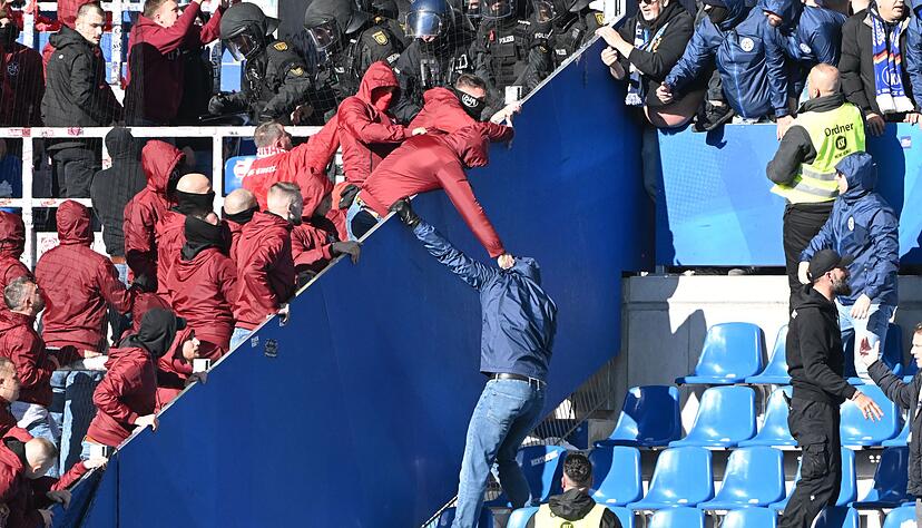 Nach dem S&uuml;dwest-Derby kam es zwischen den Fans zu Krawallen.