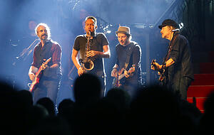 Neuerdings bilden neben Beats und Rock'n'Roll auch ein echter Big-Band-Groove den Sound der Strooßekööter-Tour.