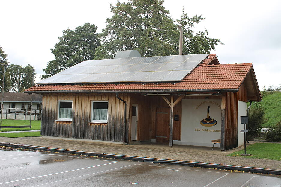 Mehrere Blockheizkraftwerke gibt es in Wildpoldsried. Dieses steht direkt neben dem Sportplatz. Mehrere Blockheizkraftwerke gibt es in Wildpoldsried. Dieses steht direkt neben dem Sportplatz.