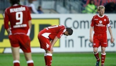 Lauterns Spieler versuchen die Niederlage gegen Hoffenheim zu verdauen.