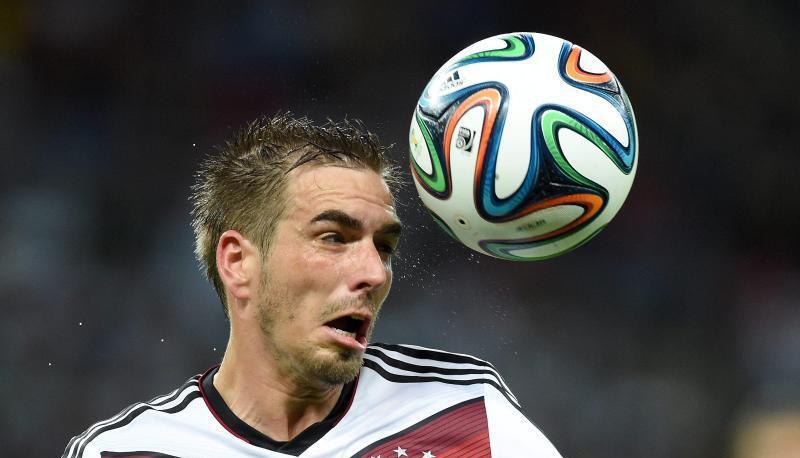 Spielf&uuml;hrer Philipp Lahm &auml;rgerte sich &uuml;ber die mangelnde Chancenverwertung. Foto: Marcus Brandt