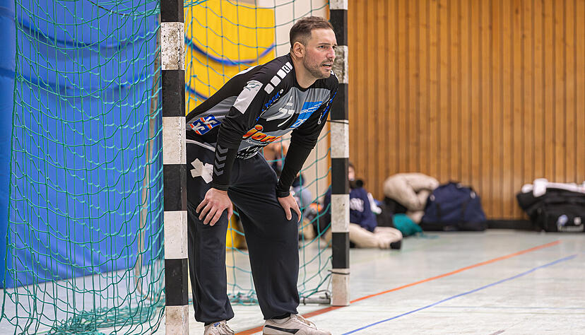 Fleins Torh&uuml;ter Heiko Nicht (links) schaute oftmals in die R&ouml;hre.