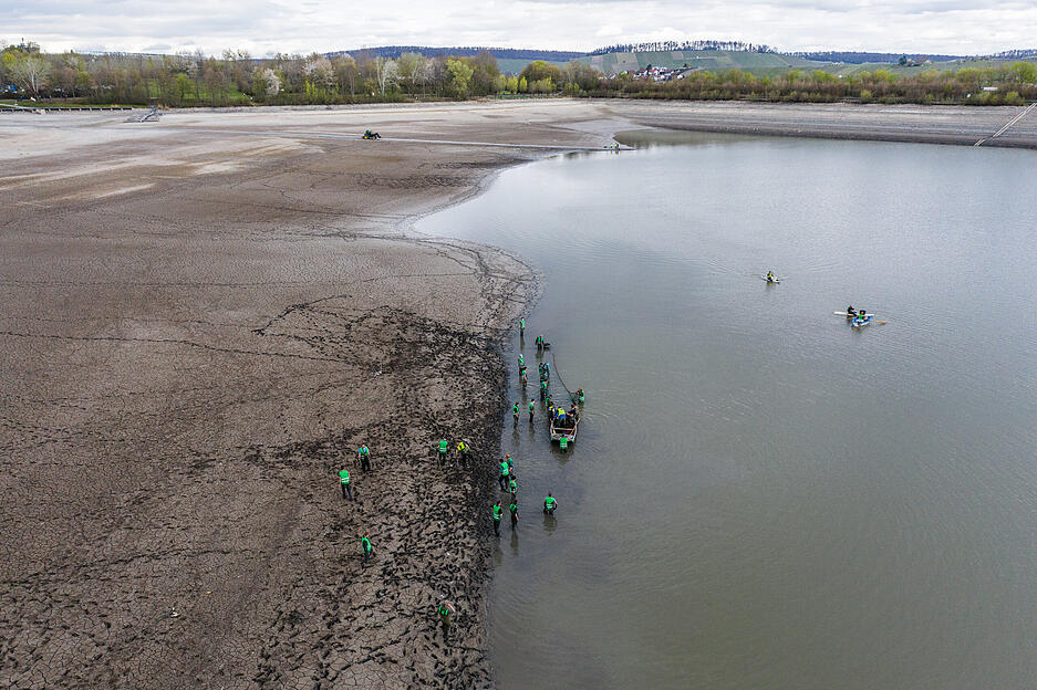 Luftbilder vom Abfischen des Breitenauer Sees