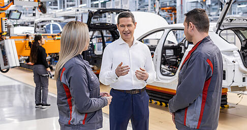 Audis Personalvorstand Xavier Ros betont, dass in Zukunftsfeldern weiterhin auch externe Einstellungen erfolgen. Audis Personalvorstand Xavier Ros betont, dass in Zukunftsfeldern weiterhin auch externe Einstellungen erfolgen.