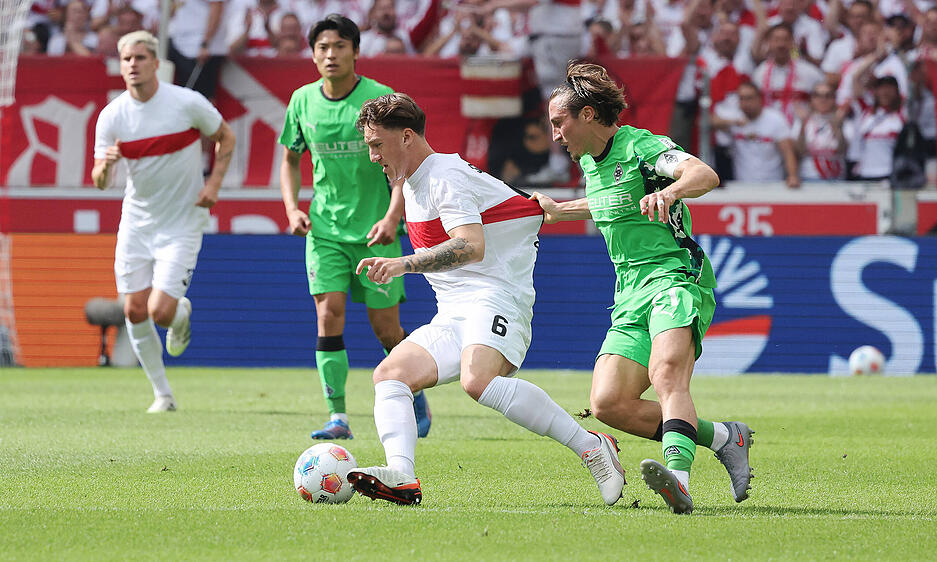 Angelo Stiller: Für Stiller gilt dasselbe wie für VfB-Kapitän Karazor. Es fehlte nach der Anfangsphase an guten Umschaltmomenten. Zwar kam der VfB zu Chancen, die aber meist über die schnellen Außen kreiert wurden. Wurde im Verlaufe des Spiels besser. Note: 4