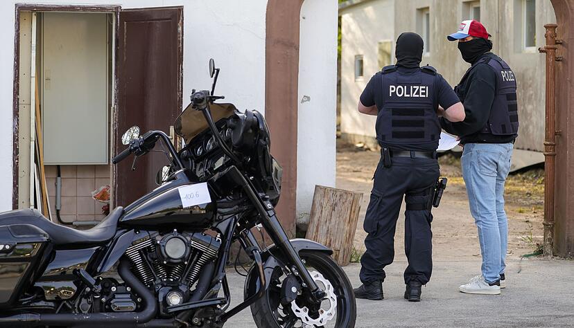 Auch wenn das &laquo;Chapter&raquo; in Leverkusen im Fokus stand, durchsuchten die Beamten Wohnungen und Gesch&auml;ftsr&auml;umen von Vereinsmitgliedern und Unterst&uuml;tzern in ganz NRW.