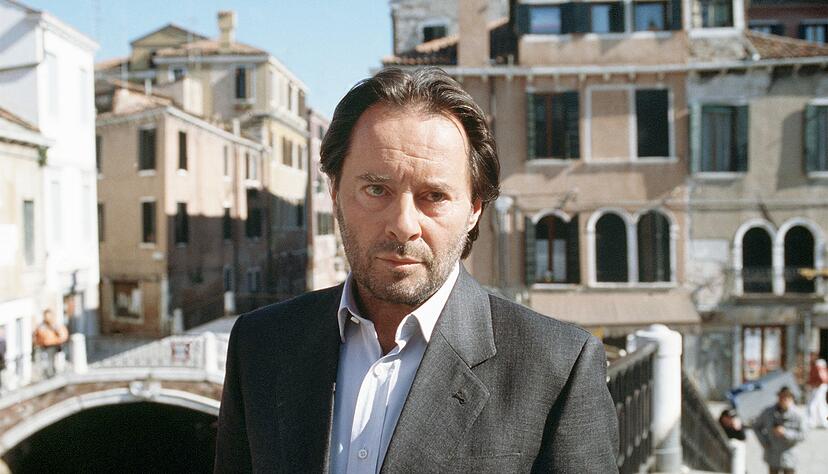 Als Commissario Brunetti löste Kockisch Kriminalfälle in der malerischen Kulisse von Venedig. Als Commissario Brunetti löste Kockisch Kriminalfälle in der malerischen Kulisse von Venedig.