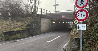 In dieser Unterf&uuml;hrung in der Raiffeisenstra&szlig;e in Lauffen soll eine 56-J&auml;hrige angefahren worden sein. Sp&auml;ter wird sie tot in ihrer Wohnung gefunden.