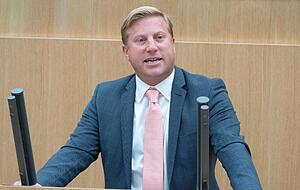 Nico Weinmann (FDP) spricht im Landtag von Baden-Württemberg.
Foto: dpa Nico Weinmann (FDP) spricht im Landtag von Baden-Württemberg.
Foto: dpa