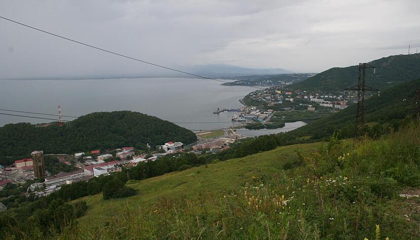 Die Menschen auf der Halbinsel Kamtschatka sind aufgerufen, sich bei Tsunami-Gefahr auf Anh&ouml;hen in Sicherheit zu bringen. (Archivbild)