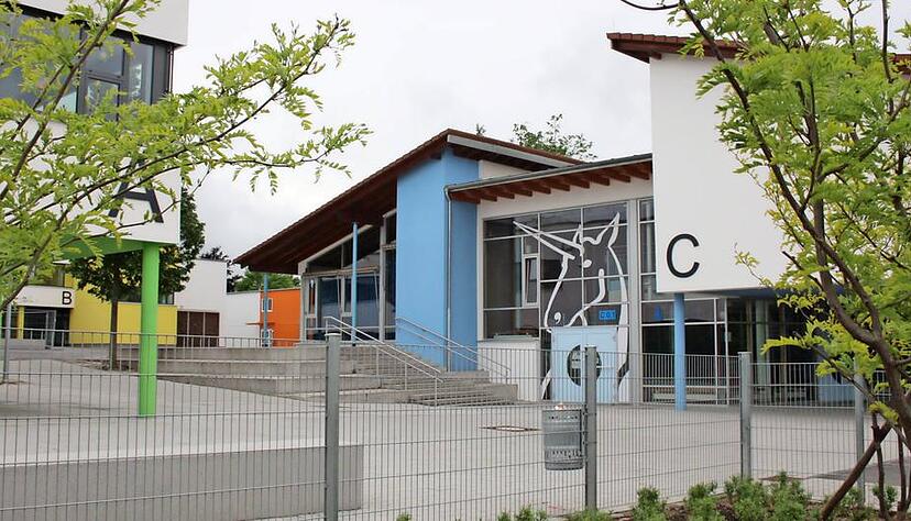 Die Kurt-von-Marval-Schule betreut zurzeit 455 Kinder in der Ganztagsgrundschule und in der Gemeinschaftsschule.Fotos: Barbara Barth Die Kurt-von-Marval-Schule betreut zurzeit 455 Kinder in der Ganztagsgrundschule und in der Gemeinschaftsschule.Fotos: Barbara Barth