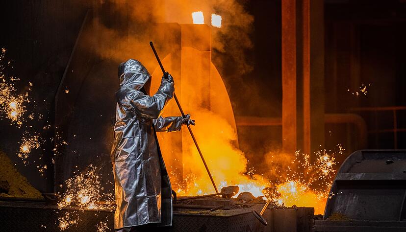 Das Gesamt-Arbeitsvolumen in Deutschland ist im vergangenen Jahr erstmals seit der Corona-Zeit wieder nach unten gegangen. Das Gesamt-Arbeitsvolumen in Deutschland ist im vergangenen Jahr erstmals seit der Corona-Zeit wieder nach unten gegangen.