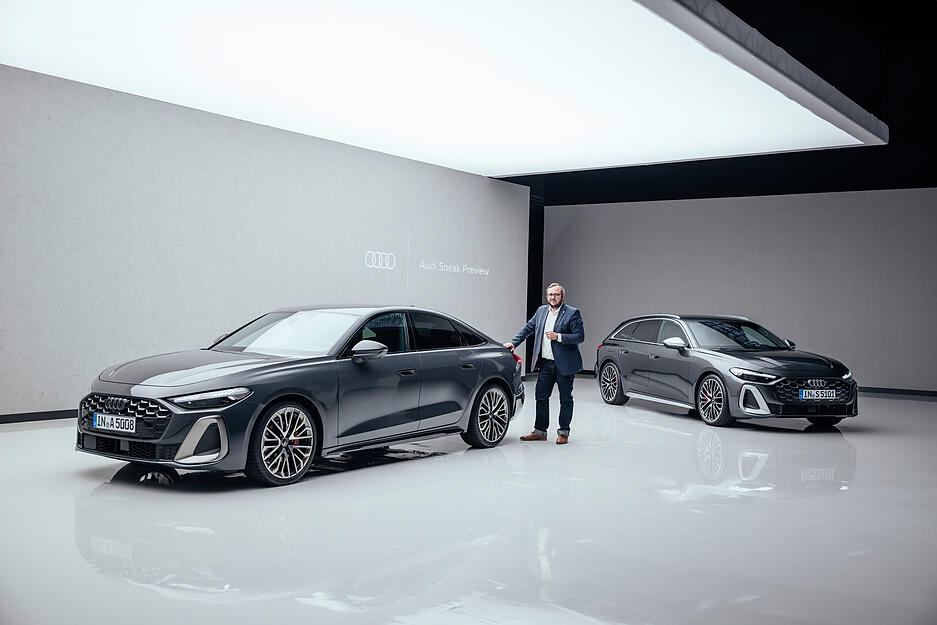 Alexander Schnell aus der Chefredaktion konnte den neuen Audi A5 aus Neckarsulm (links Limousine, rechts der Avant) bereits in Augenschein nehmen.