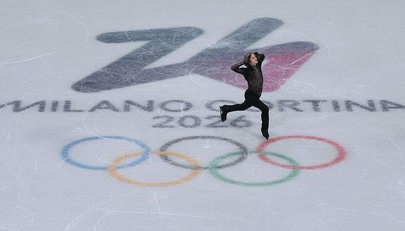 Ilia Malinin sichert dem US-Team die Goldmedaille.