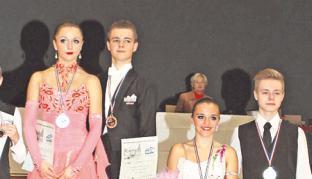 Die Sieger Altergot/Schirmer und die Dritten Gr&uuml;nwald/Metzger.Foto: privat