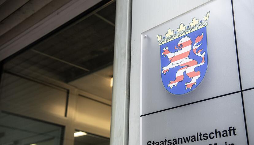 Die Staatsanwaltschaft ermittelt wegen dreifachen Mordverdachts. (Symbolbild)