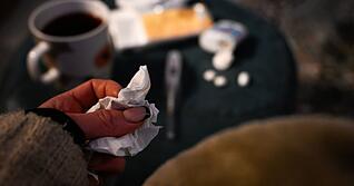 Derzeit sind wieder einige Menschen an der Grippe erkrankt.