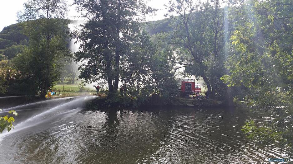 Kontaminiertes Jagstwasser wird abgepumpt | 25.08.