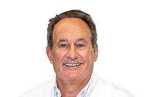 Urologe und Sänger Professor Jens Rassweiler fordert im Song auf: „Mach besser den Hodencheck“.