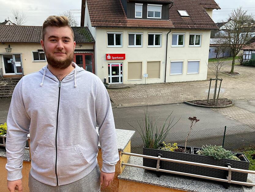 Anwohner Chris Ladda flog vor Schreck aus seinem Bett.